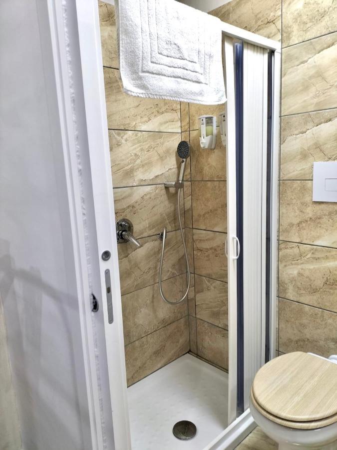 Апартаменти Casa Nina- Camera Capri Неаполь Екстер'єр фото